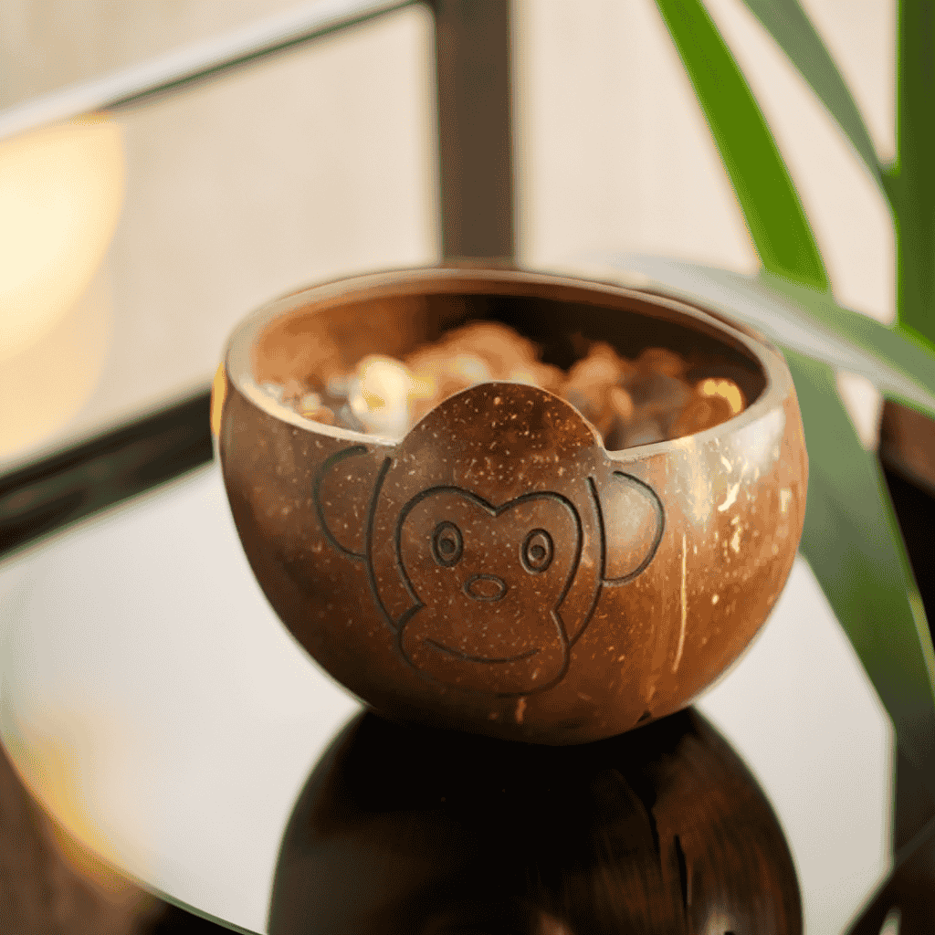 400-500 ml Coconut Shell Monkey Bowl